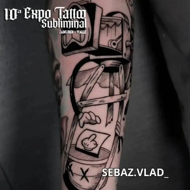 camara tattoo